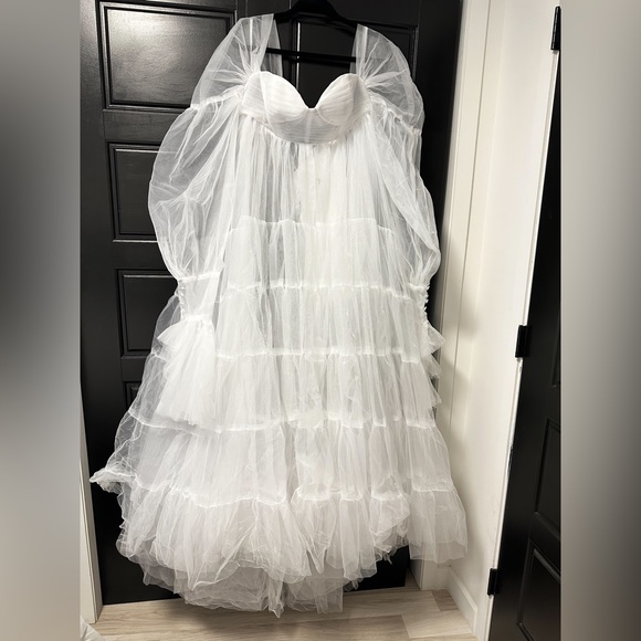 Maternity Gown for Photoshoot - Picture 4 of 4